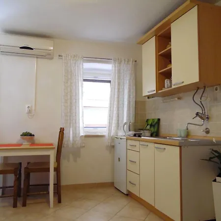 Mita Apartment